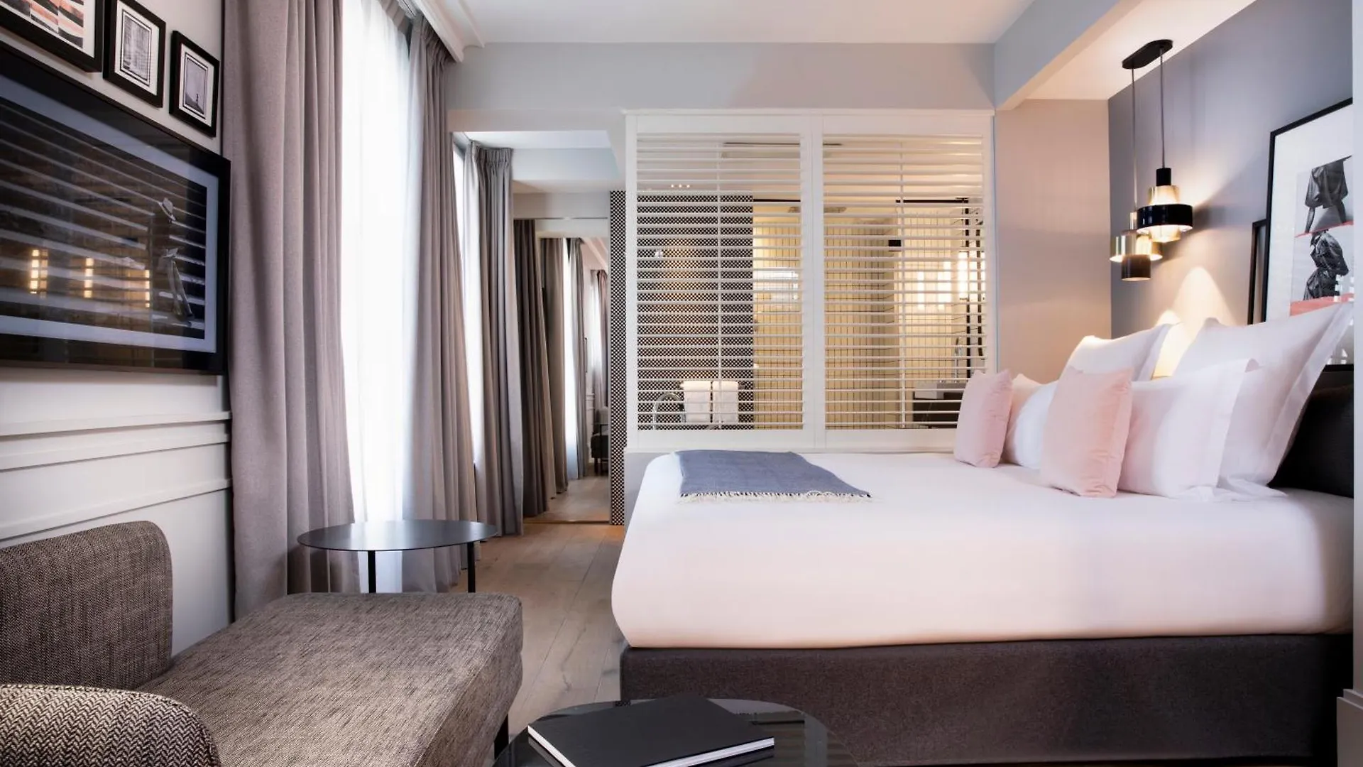 Maison Elle Paris Hotel